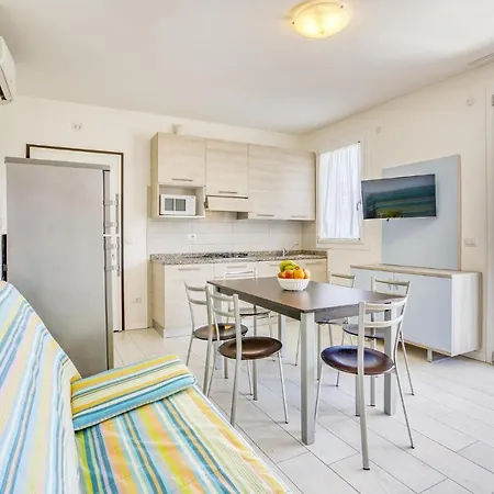 Village Apartman *