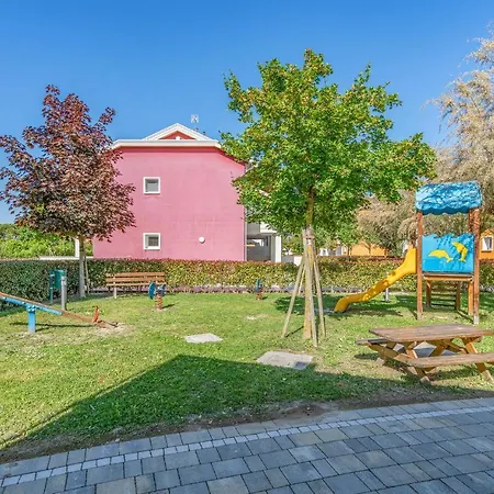 Apartman Village